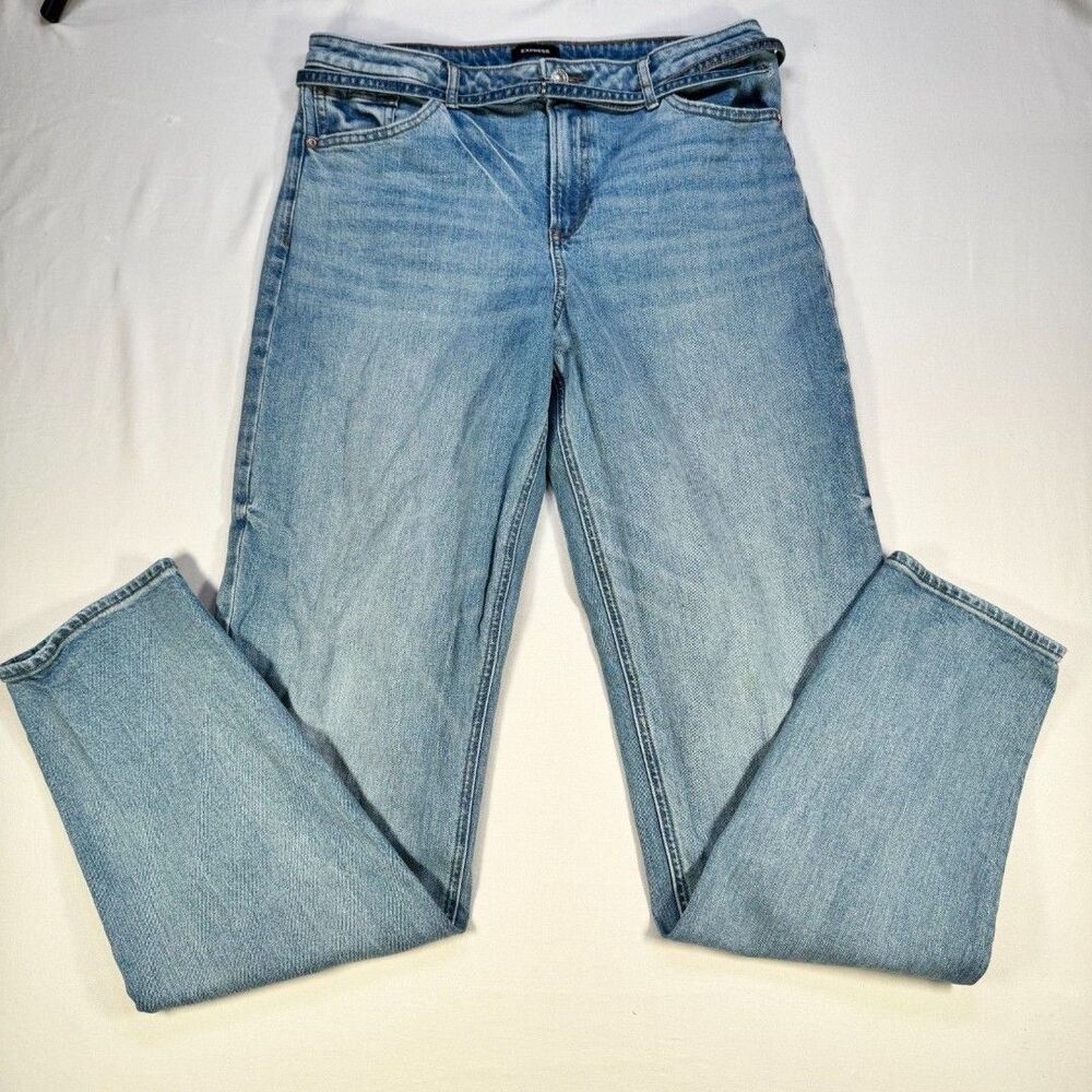 Express Relaxed Tapered Jeans 8L Light Wash Mid Rise Belted Y2K-Inspired
